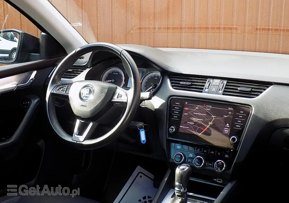 SKODA Octavia 1.5 TSI ACT DSG Soleil