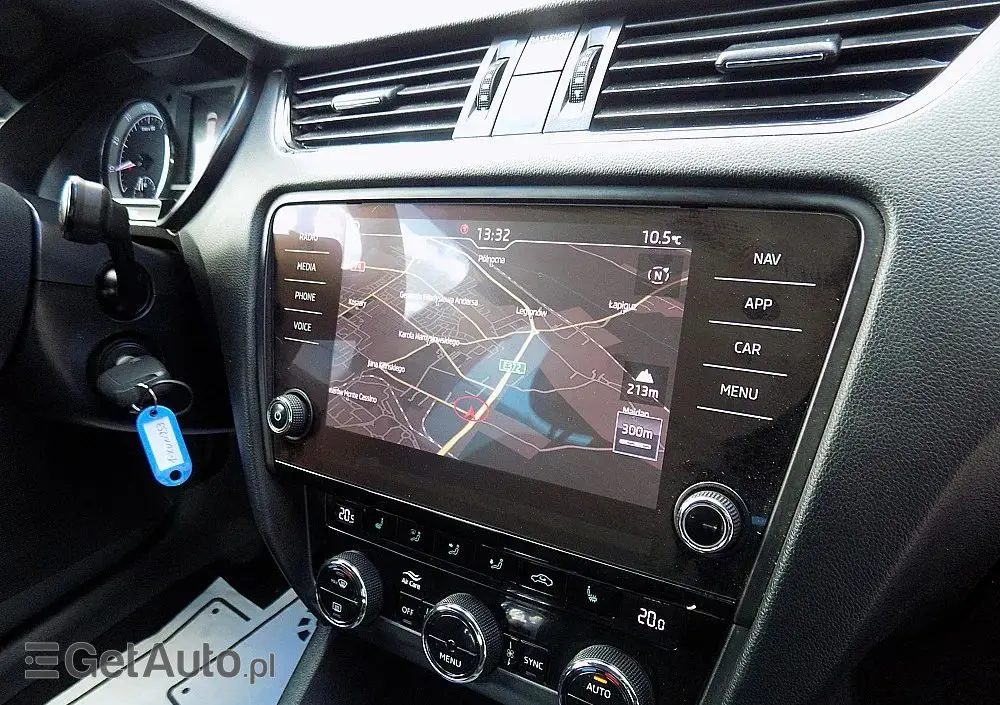 SKODA Octavia 1.5 TSI ACT DSG Soleil