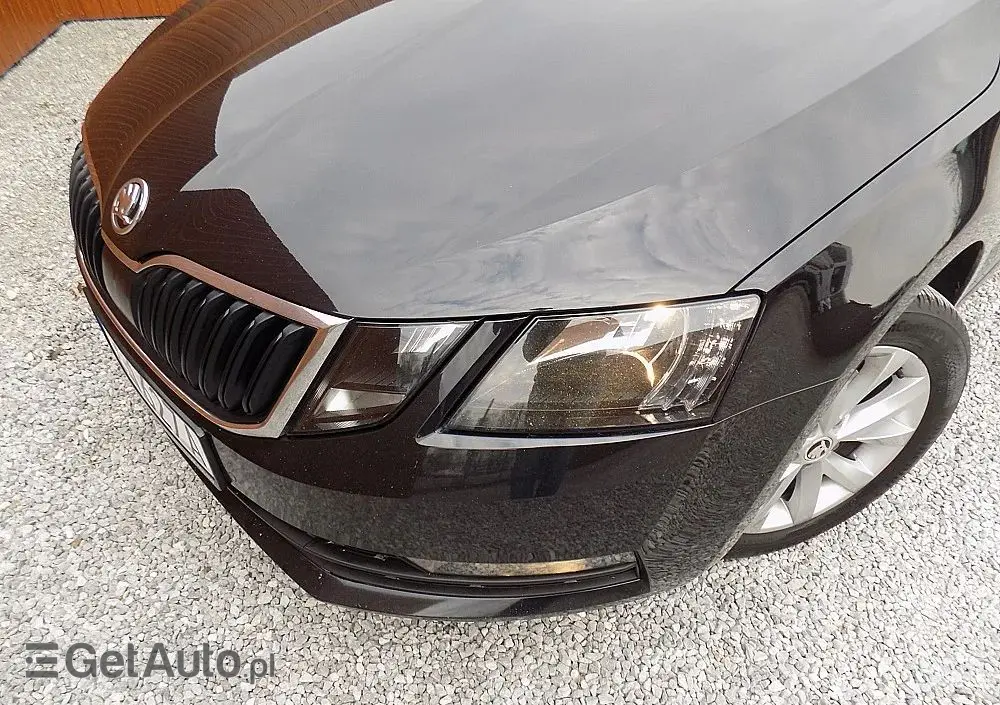 SKODA Octavia 1.5 TSI ACT DSG Soleil