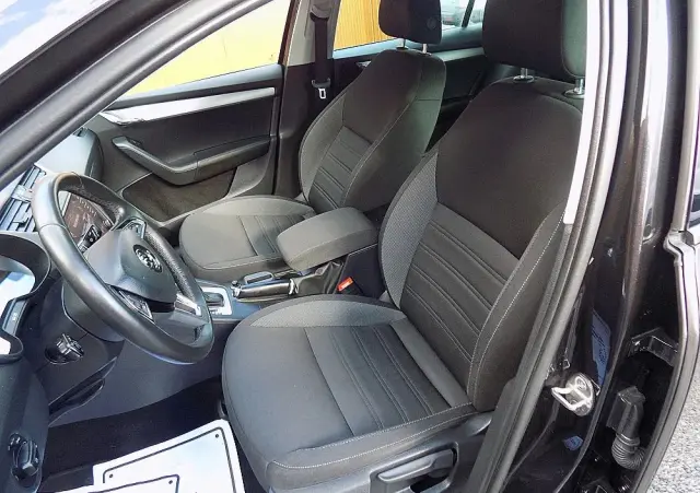 SKODA Octavia 1.5 TSI ACT DSG Soleil