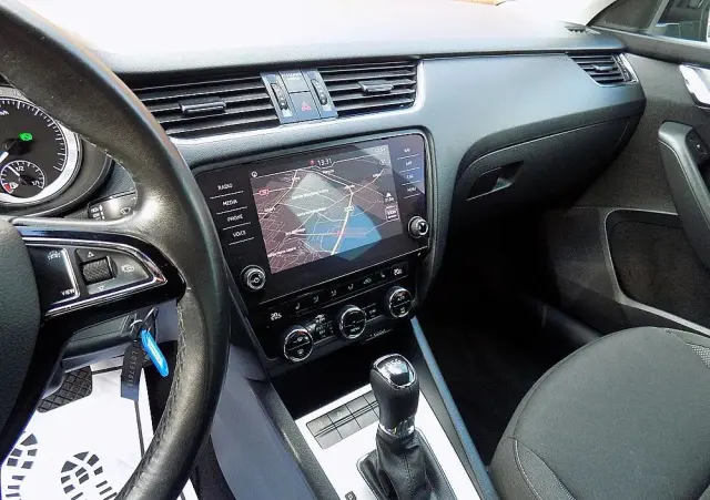 SKODA Octavia 1.5 TSI ACT DSG Soleil