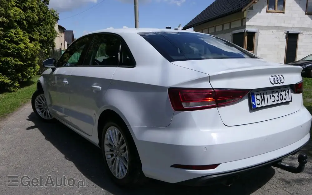 AUDI A3 Limousine 1.6 TDI S tronic design