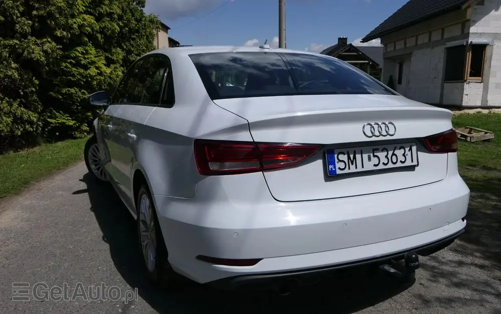 AUDI A3 Limousine 1.6 TDI S tronic design