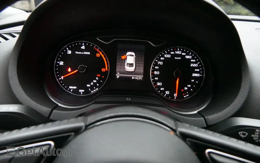 AUDI A3 Limousine 1.6 TDI S tronic design