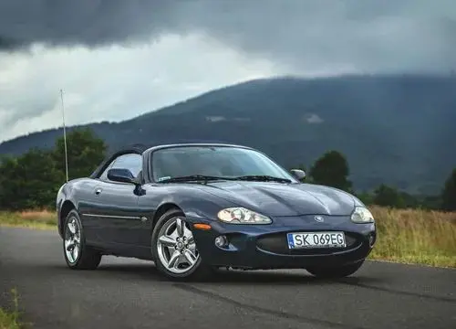 JAGUAR XK 
