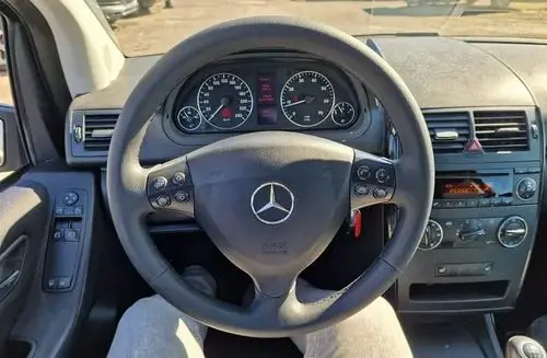 MERCEDES-BENZ Klasa A 