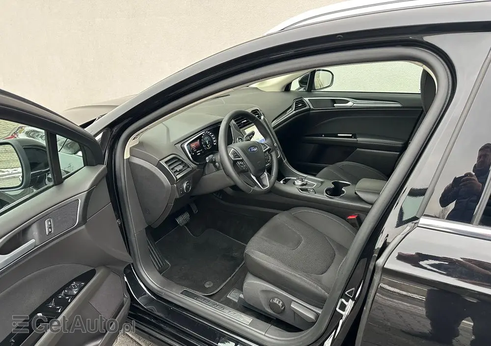 FORD Mondeo 2.0 TDCi STart-Stopp PowerShift-Aut Titanium