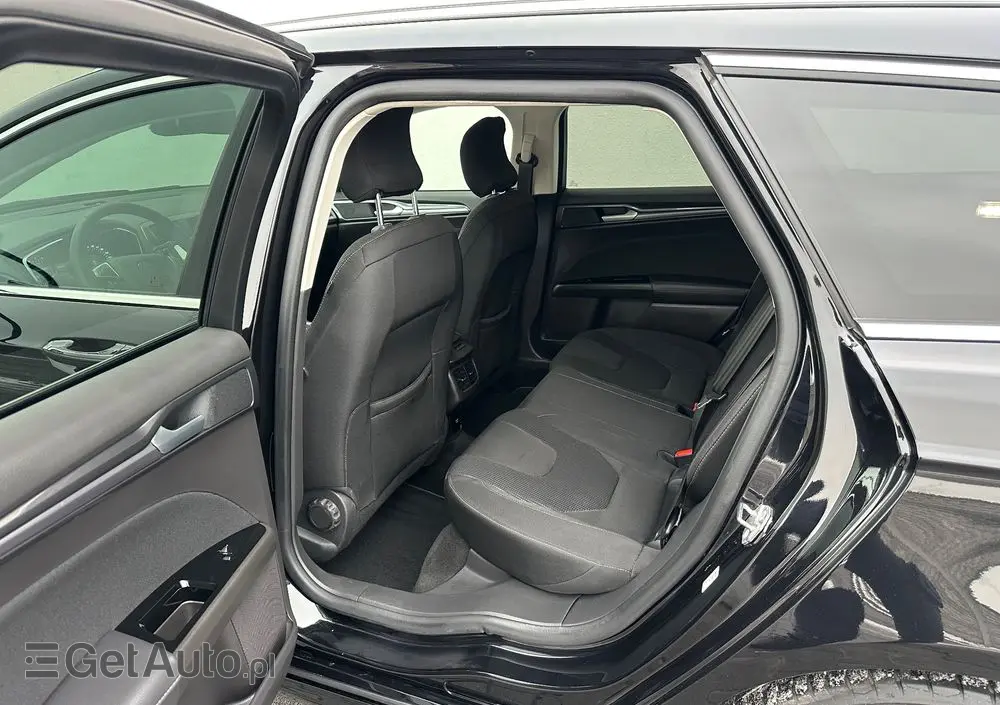 FORD Mondeo 2.0 TDCi STart-Stopp PowerShift-Aut Titanium