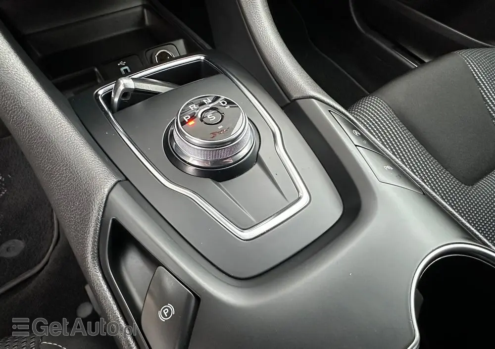 FORD Mondeo 2.0 TDCi STart-Stopp PowerShift-Aut Titanium