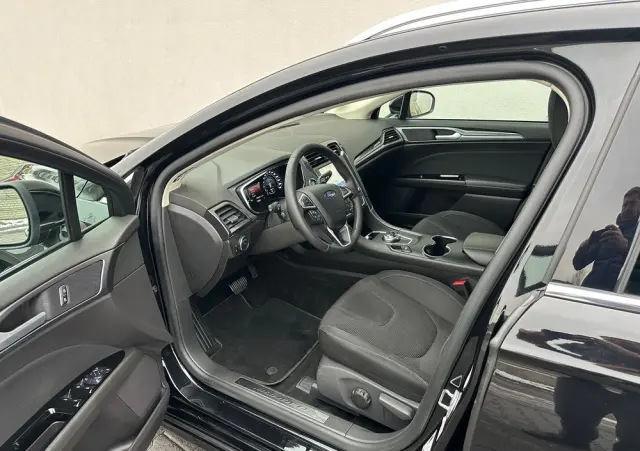 FORD Mondeo 2.0 TDCi STart-Stopp PowerShift-Aut Titanium