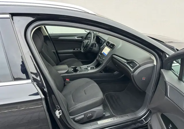 FORD Mondeo 2.0 TDCi STart-Stopp PowerShift-Aut Titanium