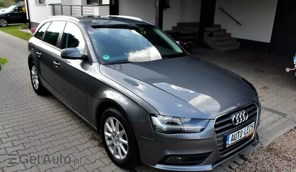 AUDI A4 
