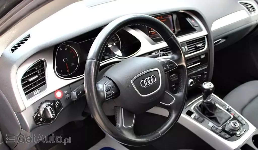 AUDI A4 