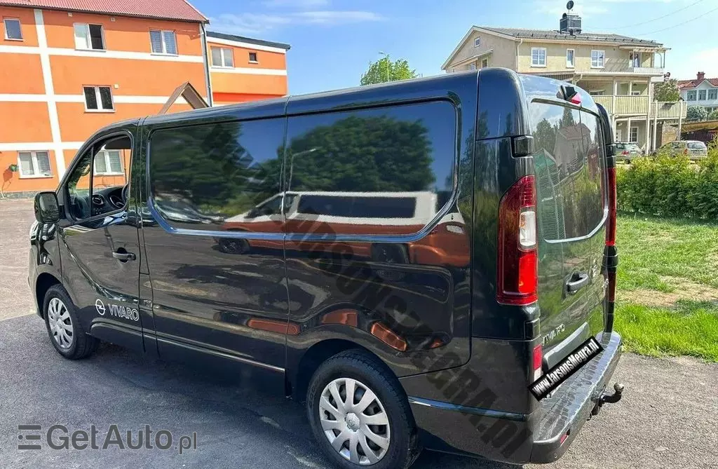 OPEL Vivaro 