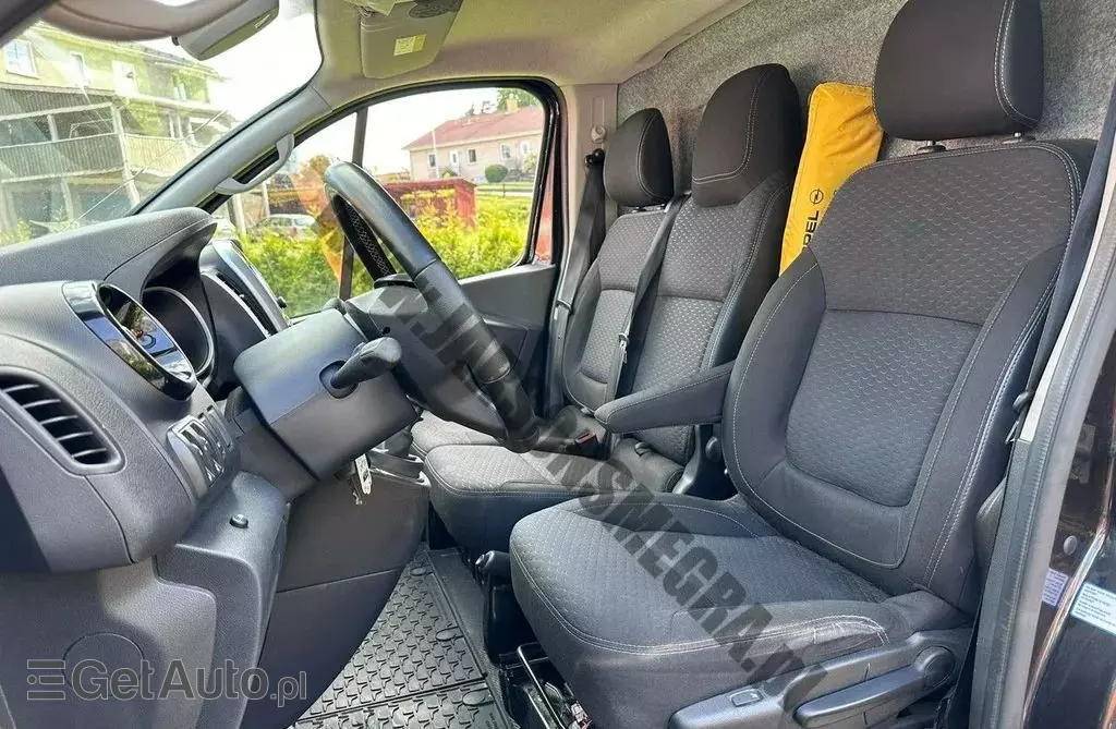 OPEL Vivaro 