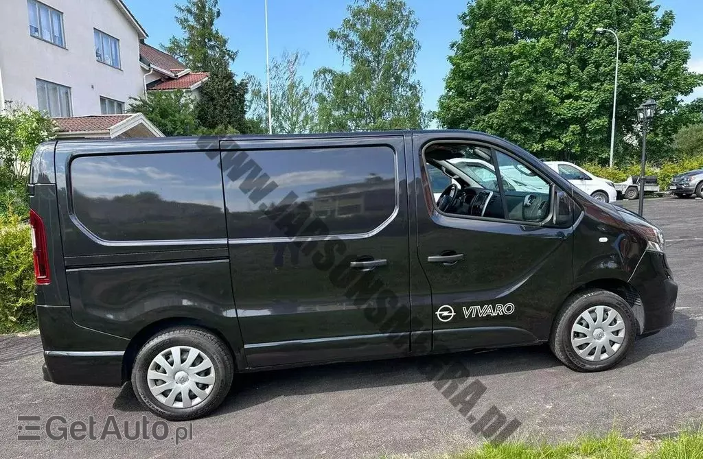 OPEL Vivaro 