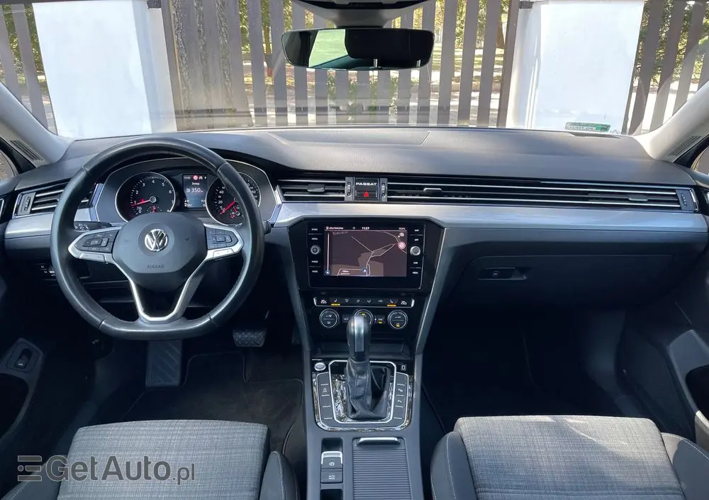 VOLKSWAGEN Passat 2.0 TSI Business DSG