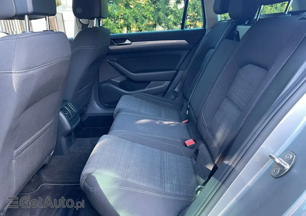 VOLKSWAGEN Passat 2.0 TSI Business DSG