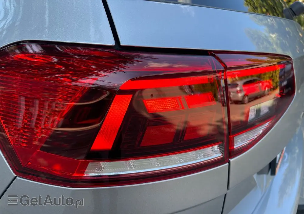 VOLKSWAGEN Passat 2.0 TSI Business DSG