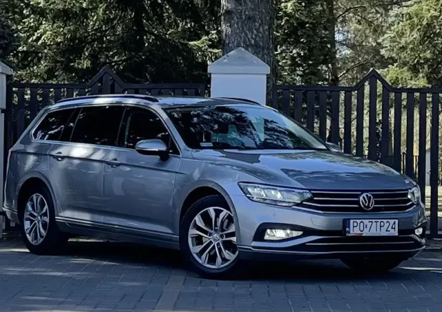 VOLKSWAGEN Passat 2.0 TSI Business DSG