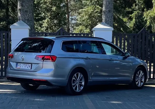 VOLKSWAGEN Passat 2.0 TSI Business DSG