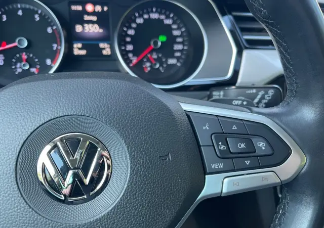 VOLKSWAGEN Passat 2.0 TSI Business DSG