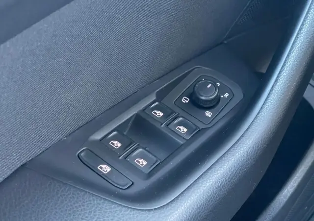 VOLKSWAGEN Passat 2.0 TSI Business DSG
