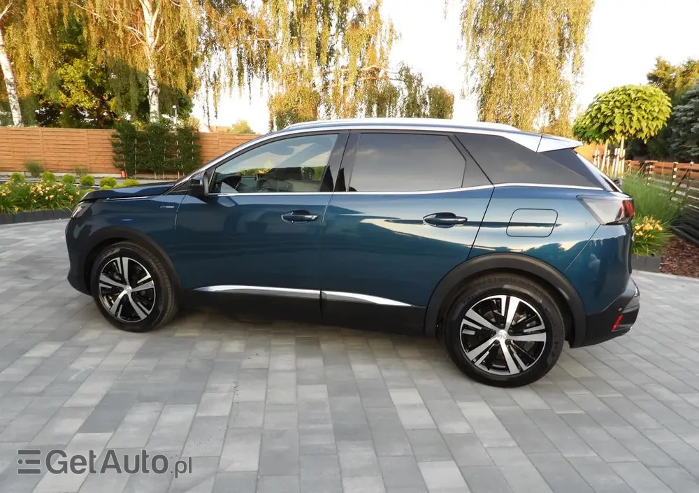 PEUGEOT 3008 225 e-EAT8 GT Pack