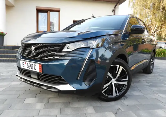 PEUGEOT 3008 225 e-EAT8 GT Pack