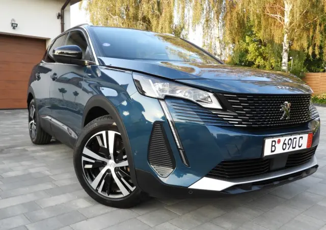 PEUGEOT 3008 225 e-EAT8 GT Pack