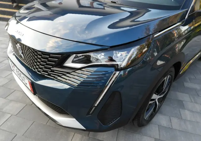 PEUGEOT 3008 225 e-EAT8 GT Pack