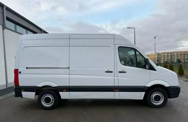 VOLKSWAGEN Crafter 