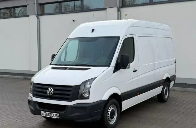 VOLKSWAGEN Crafter 