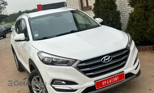 HYUNDAI Tucson 