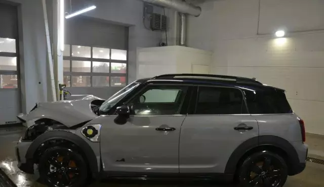 MINI  Mini Countryman 
