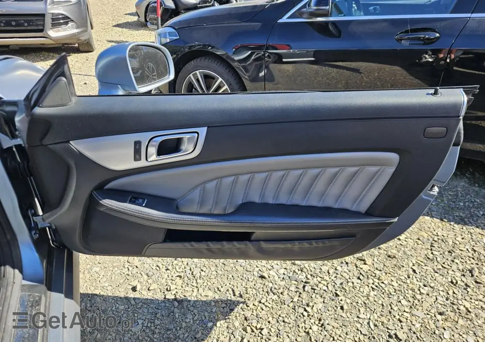 MERCEDES-BENZ SLK 250 BlueEFFICIENCY 7G-TRONIC Edition 1