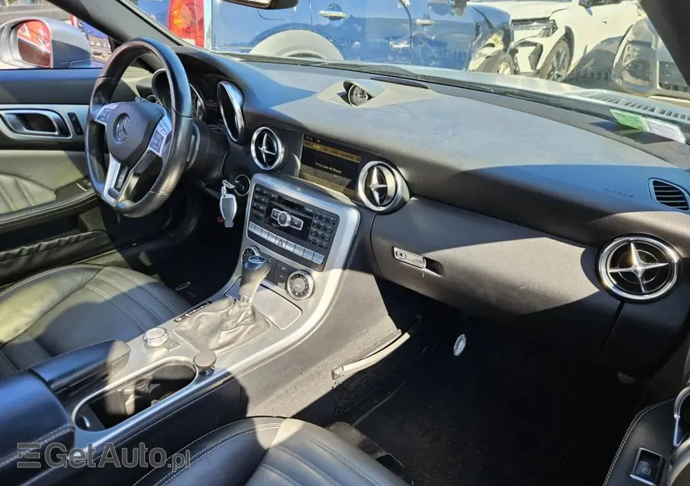 MERCEDES-BENZ SLK 250 BlueEFFICIENCY 7G-TRONIC Edition 1