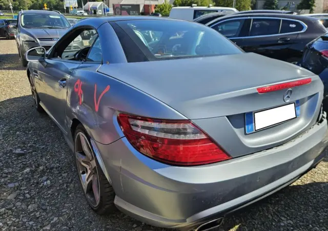 MERCEDES-BENZ SLK 250 BlueEFFICIENCY 7G-TRONIC Edition 1