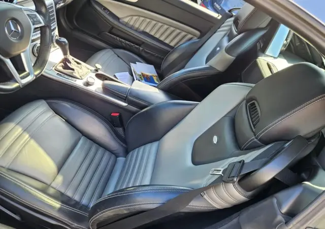 MERCEDES-BENZ SLK 250 BlueEFFICIENCY 7G-TRONIC Edition 1