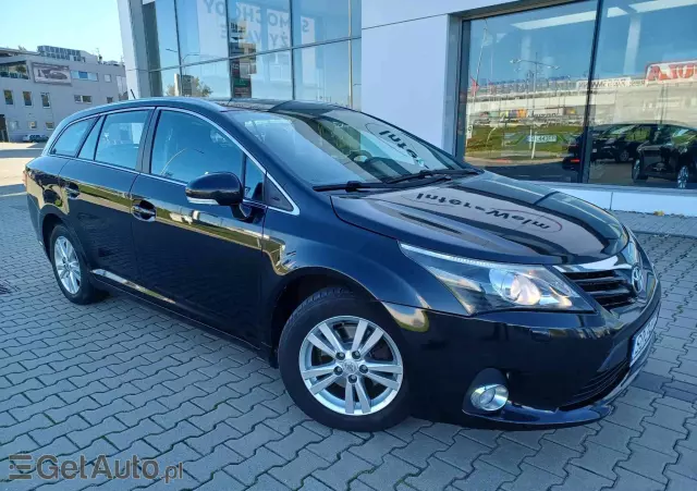 TOYOTA Avensis 