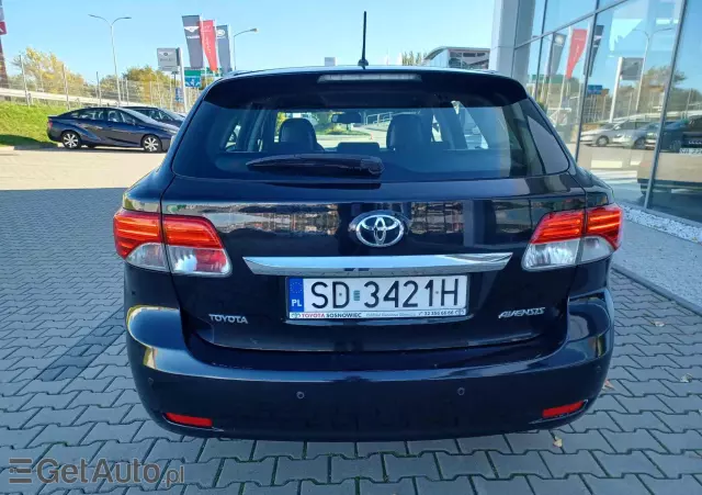 TOYOTA Avensis 
