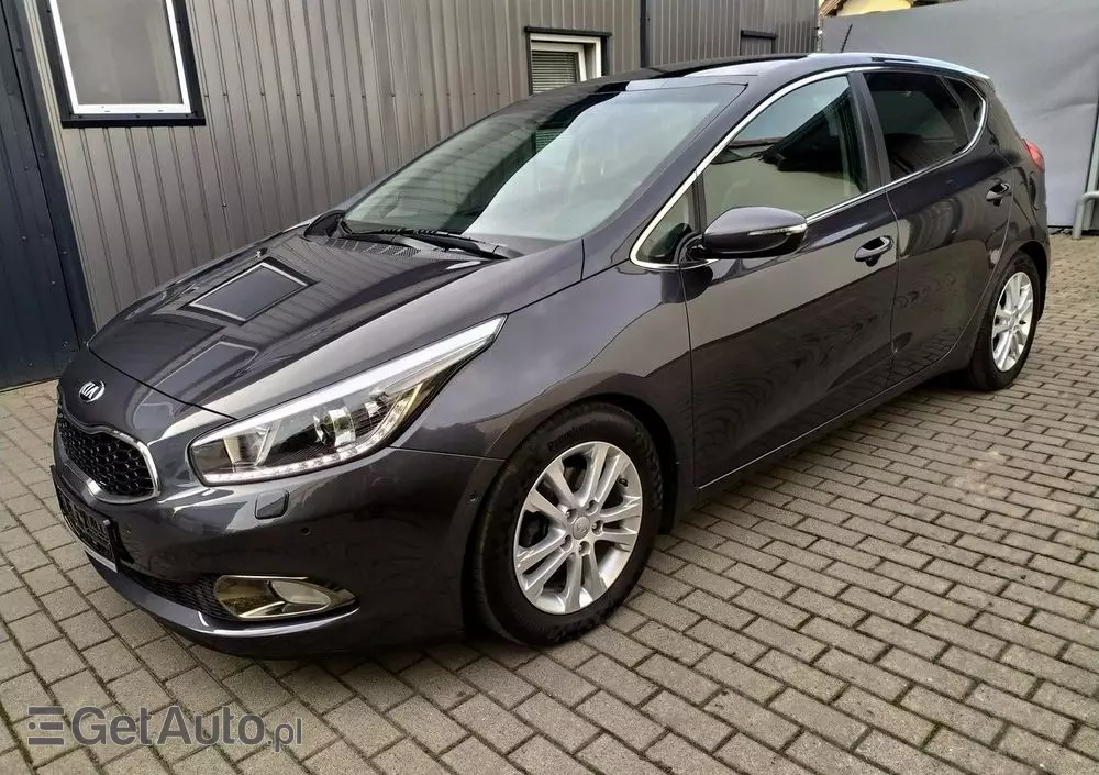 KIA Ceed 1.6 CRDi 128 Platinum Edition