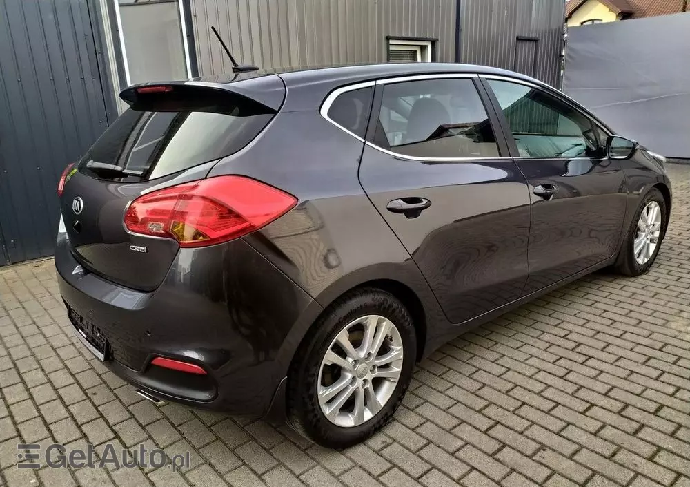 KIA Ceed 1.6 CRDi 128 Platinum Edition