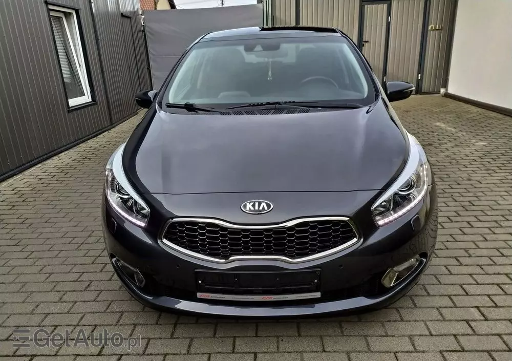 KIA Ceed 1.6 CRDi 128 Platinum Edition