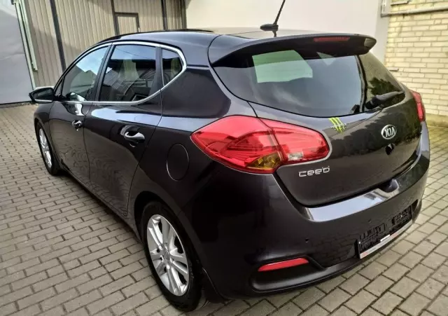 KIA Ceed 1.6 CRDi 128 Platinum Edition
