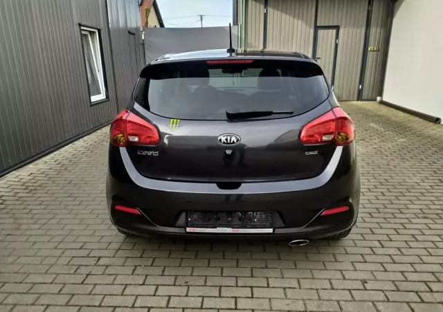 KIA Ceed 1.6 CRDi 128 Platinum Edition