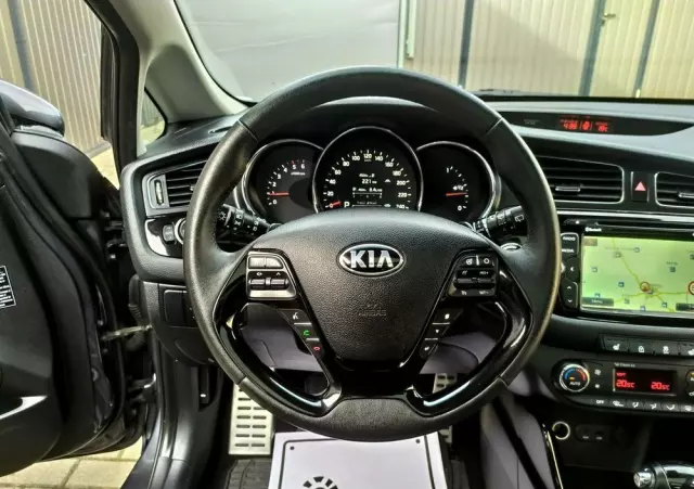 KIA Ceed 1.6 CRDi 128 Platinum Edition