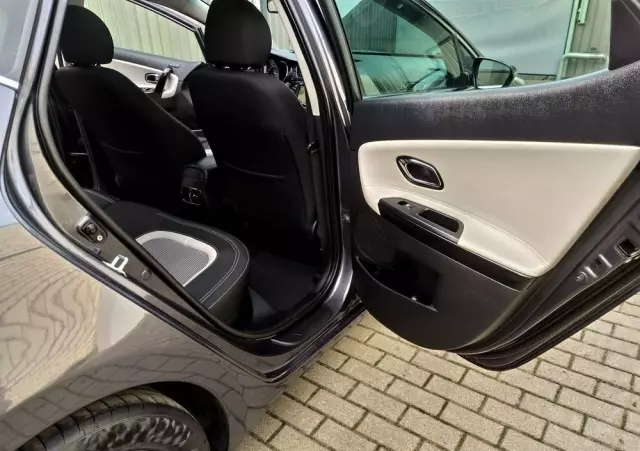 KIA Ceed 1.6 CRDi 128 Platinum Edition