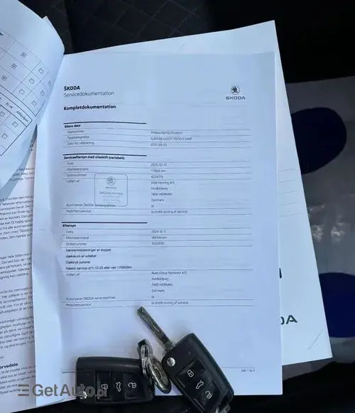 SKODA Superb 
