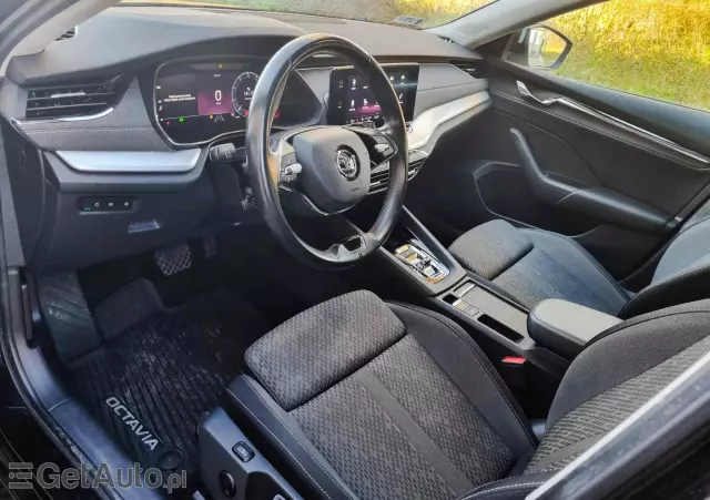 SKODA Octavia 2.0 TDI SCR Style DSG